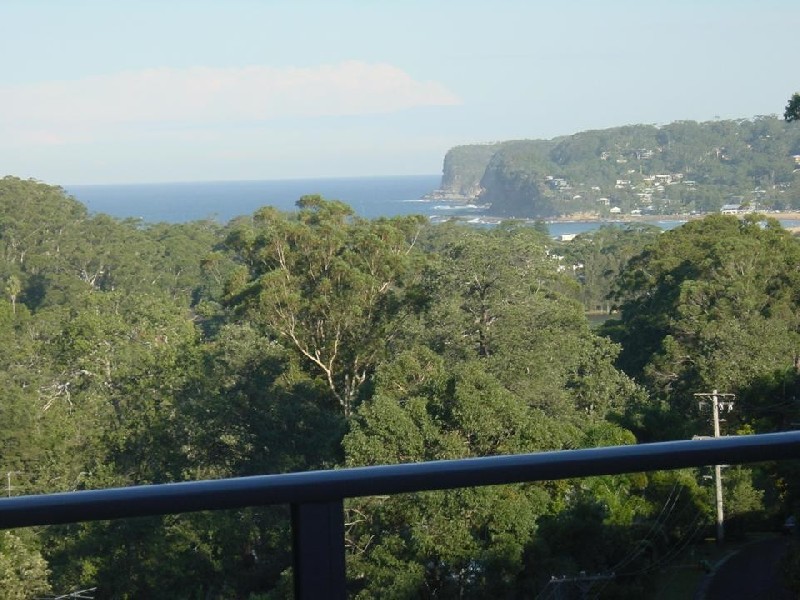 36 Harcourt Place, North Avoca NSW 2260