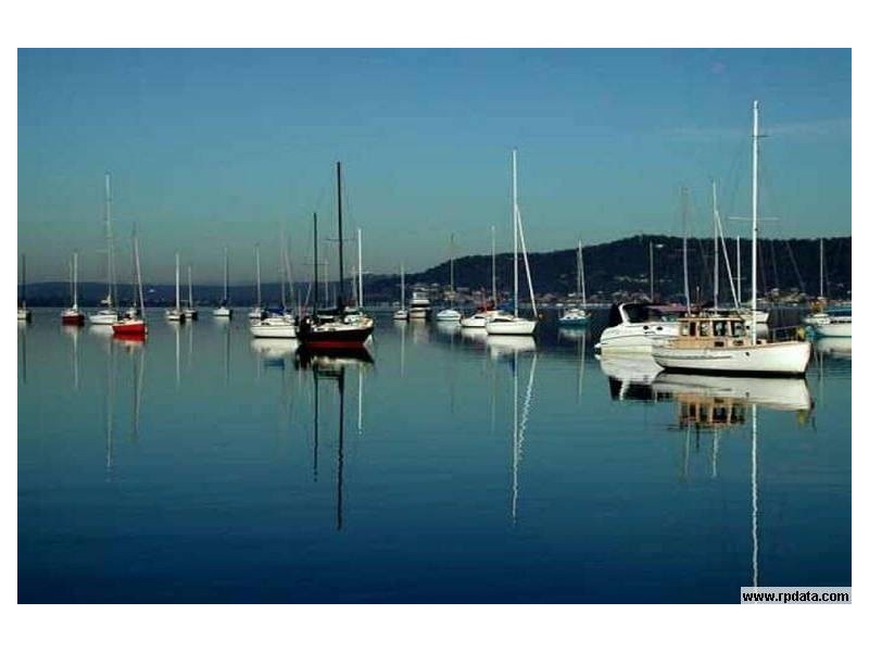 1 York Street, Point Frederick NSW 2250