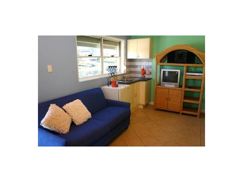 3 and 4 / 99 Ocean View Drive, Wamberal NSW 2260