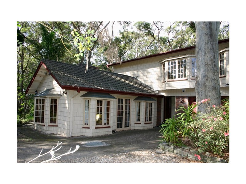 34 Tumbi Road, Wamberal NSW 2260