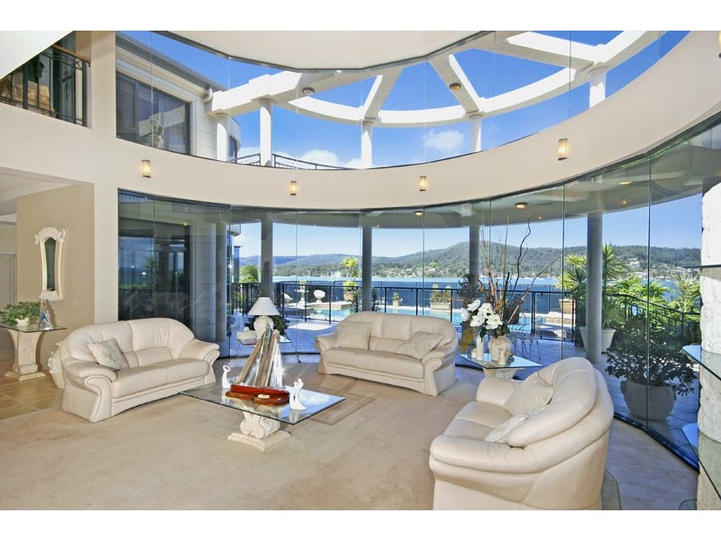 41 Caroline Street, East Gosford NSW 2250