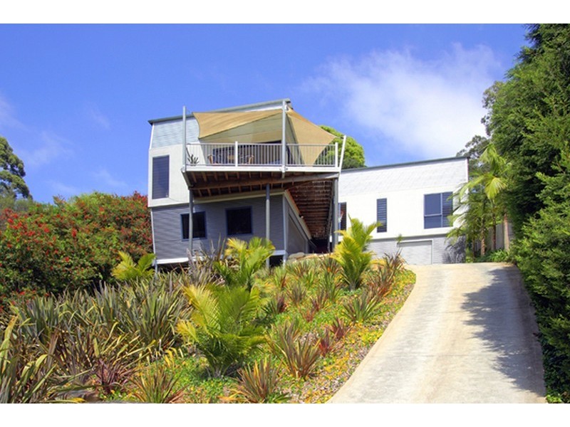 18 Gill Ave, Avoca Beach NSW 2251