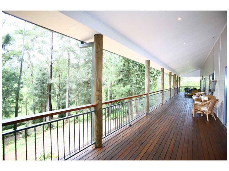 370 Avoca Dr, Avoca Beach NSW 2251
