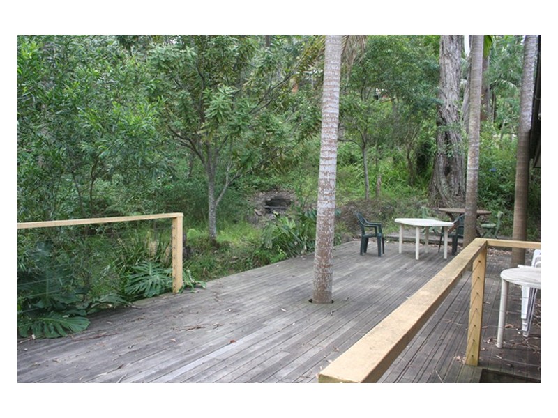 5 Leeside Road, North Avoca NSW 2260