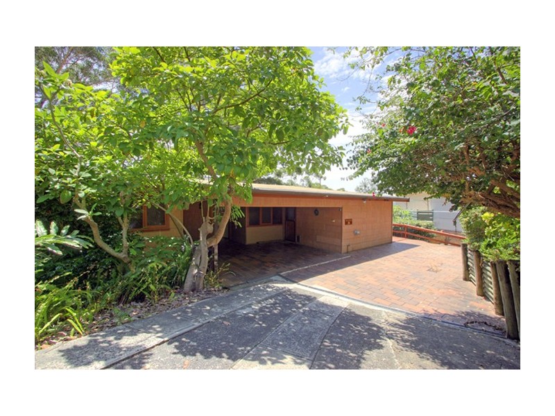 28 Fairscene Crescent, Avoca Beach NSW 2251