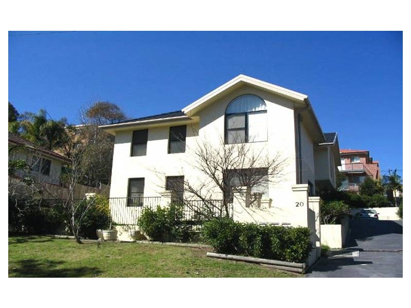 1/20 Whiting Avenue, Terrigal NSW 2260