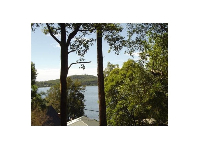 131 Broadwater Drive, Saratoga NSW 2251
