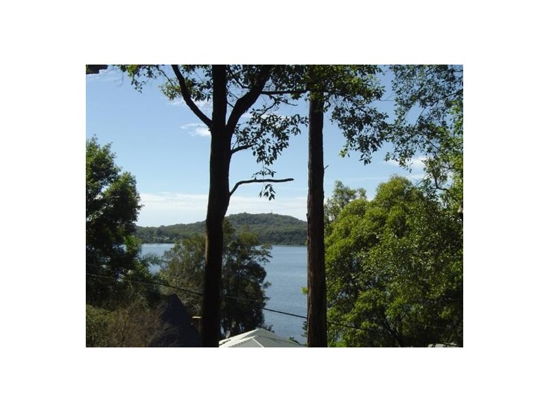 131 Broadwater Drive, Saratoga NSW 2251