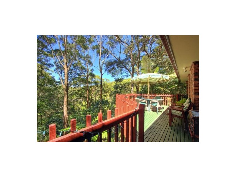 127 Hillside Road, Avoca Beach NSW 2251