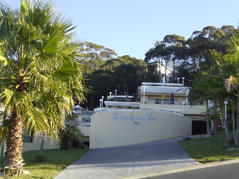 1/32 Campbell Cres, Terrigal NSW 2260