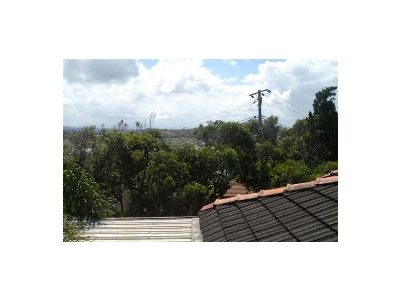 51 Forresters Beach Road, Forresters Beach NSW 2260