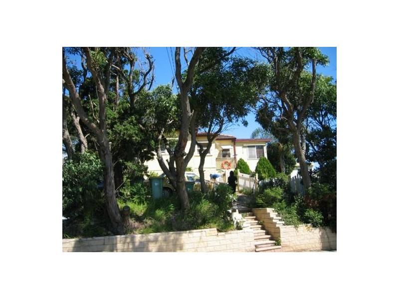 51 Forresters Beach Road, Forresters Beach NSW 2260