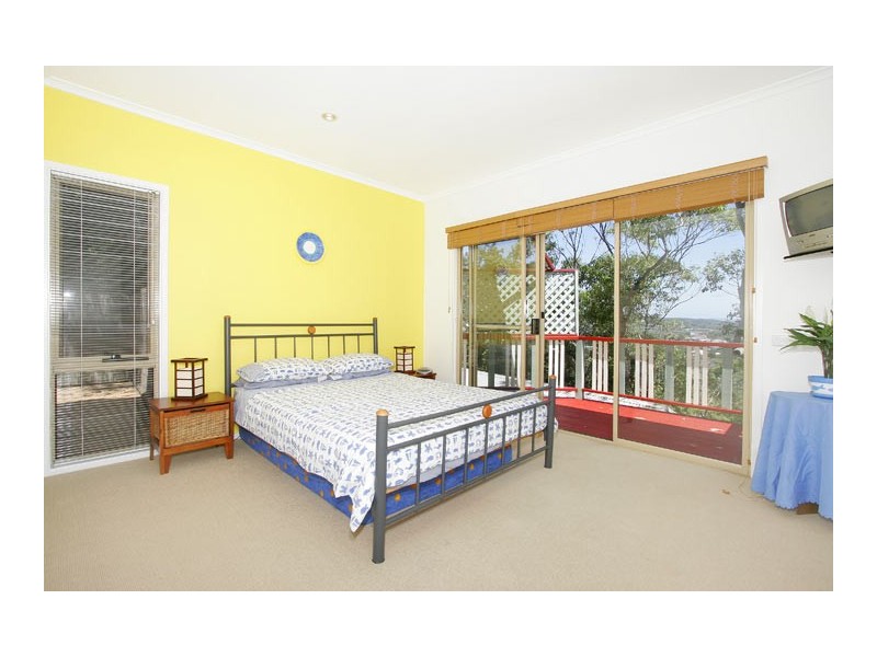 35 Coast Road, North Avoca NSW 2260