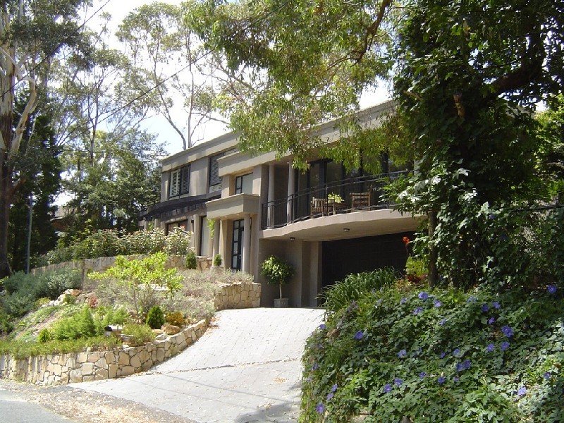 26 Arden Av, Avoca Beach NSW 2251