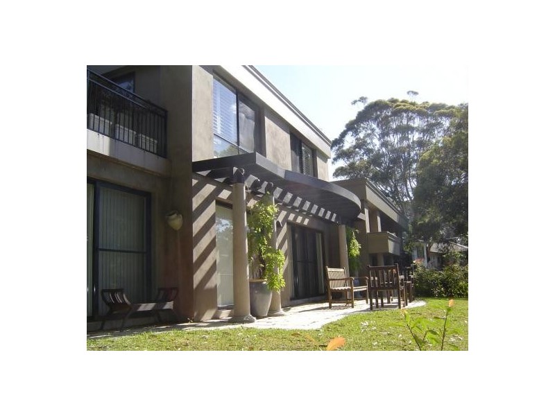 26 Arden Av, Avoca Beach NSW 2251