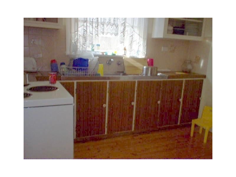 4 Henderson Ave, Panania NSW 2213