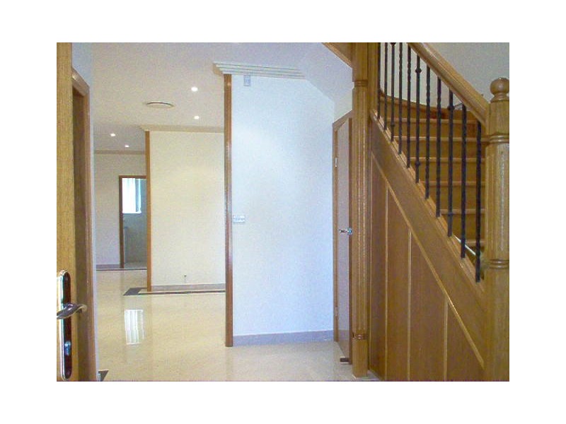 17 Matthews Ave, East Hills NSW 2213