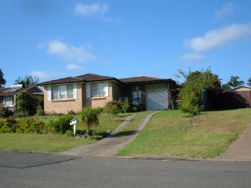 69 Westmoreland Rd, Leumeah NSW 2560