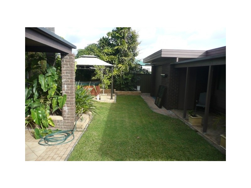 47 Atchinson Road, Macquarie Fields NSW 2564