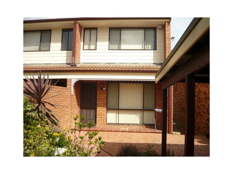 35/32 Bougainville Road, Glenfield NSW 2167