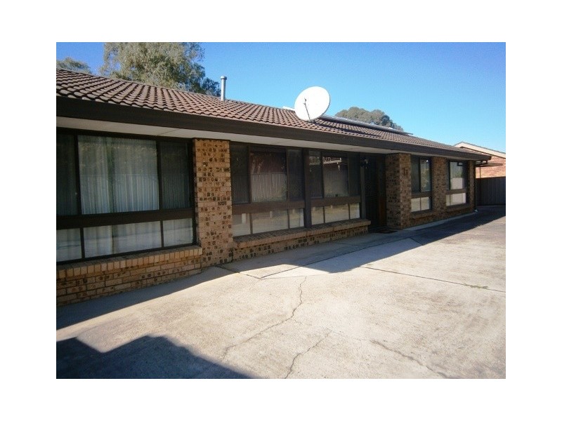 30 Collaroy Street, Woodbine NSW 2560