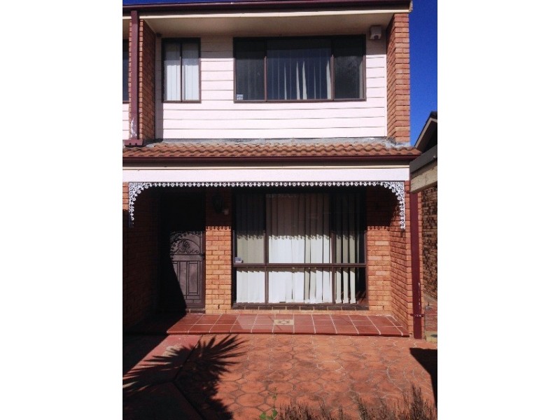 32/35 Bougainville Road, Glenfield NSW 2167
