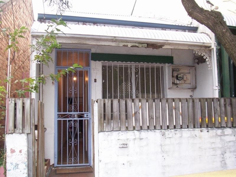 8 Francis Street, Enmore NSW 2042