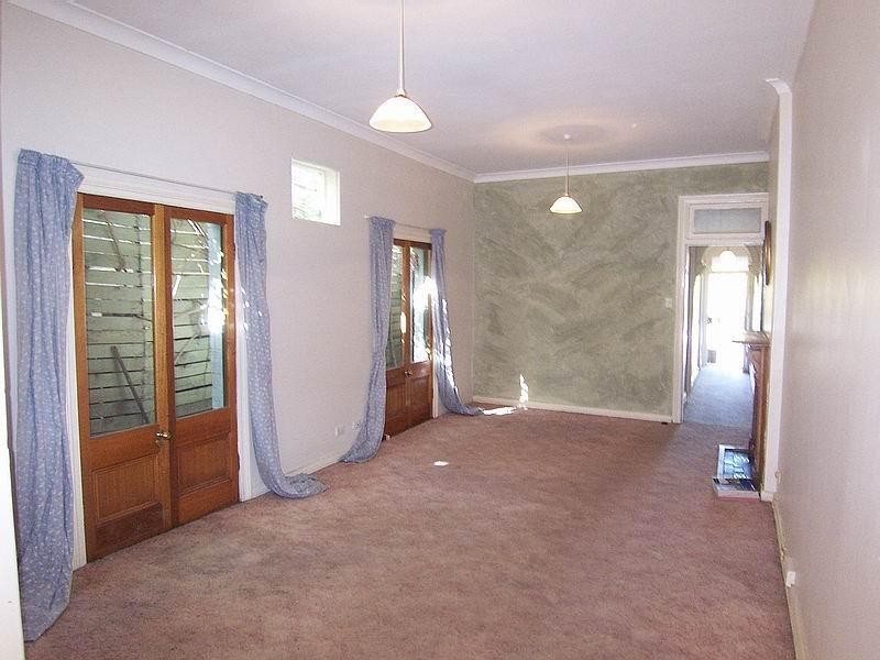 18 Railway Street, Petersham NSW 2049