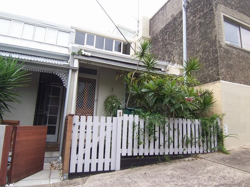 1 Kensington Street, Waterloo NSW 2017