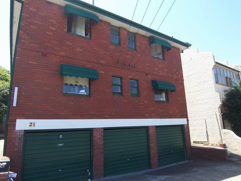 4/21  Pemell Street, Newtown NSW 2042
