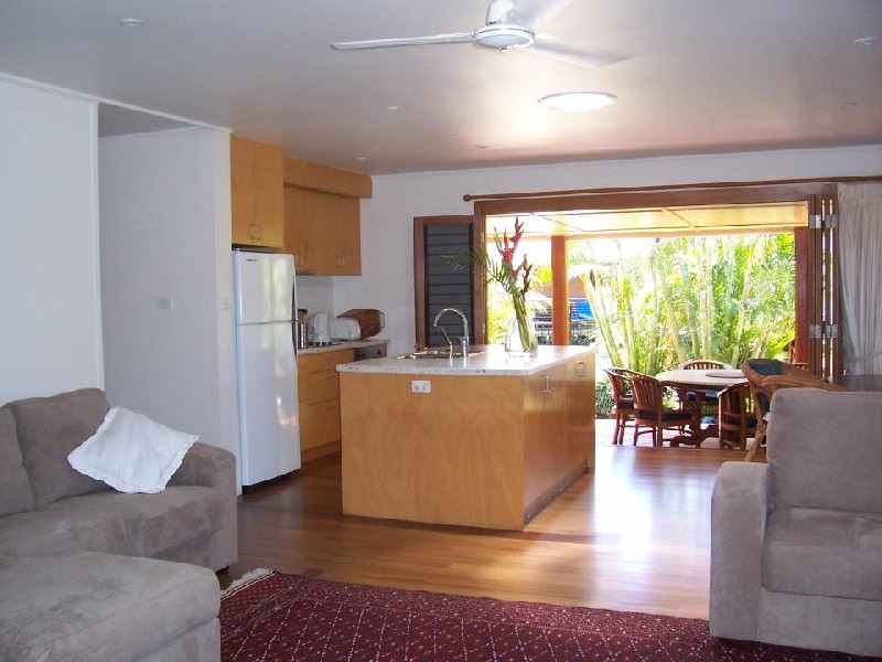 9 Brandon Street, Suffolk Park NSW 2481