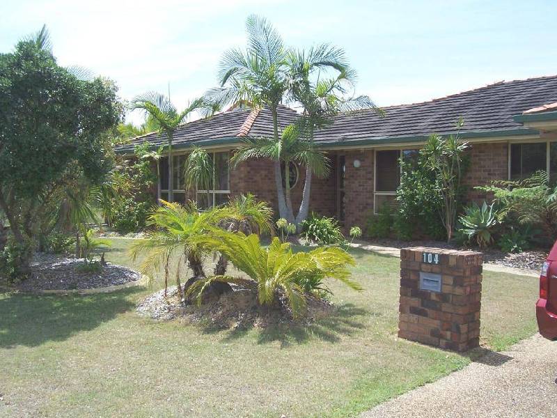 104 Beech Drive, Suffolk Park NSW 2481