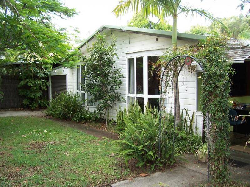 4 Glasgow Street, Suffolk Park NSW 2481