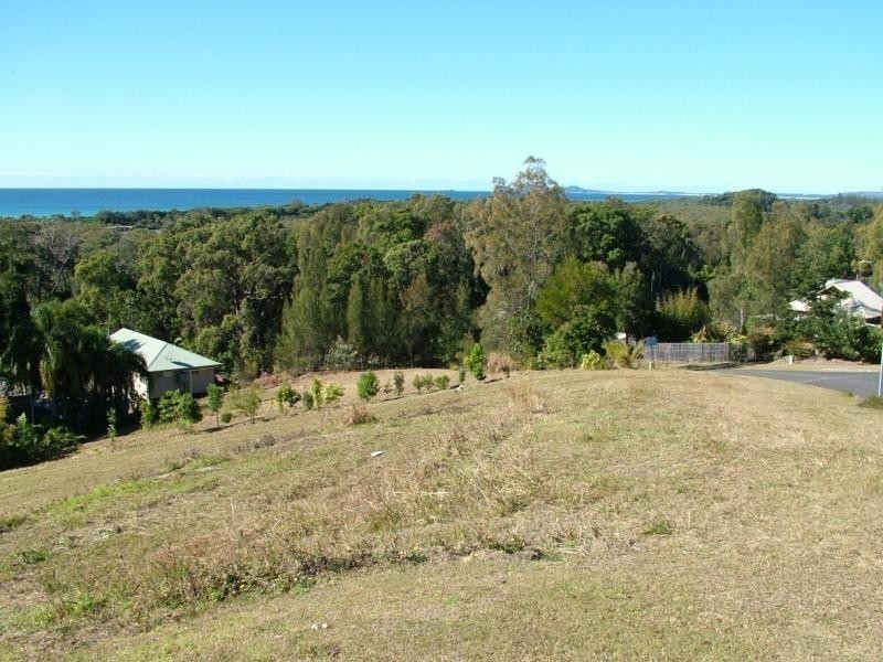 8 Yengarie Way, Ocean Shores NSW 2483