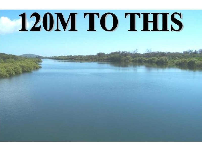 11  McKenzie Ave, Pottsville NSW 2489