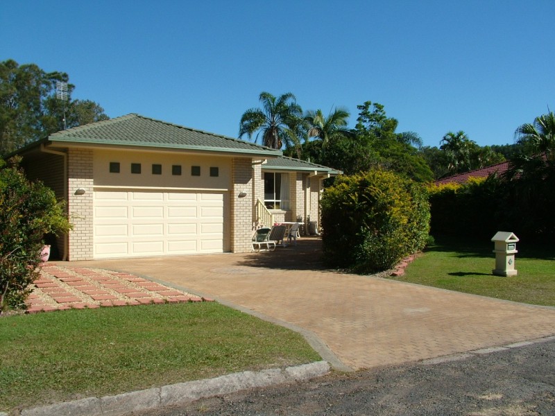 14 Terarra Court, Ocean Shores NSW 2483