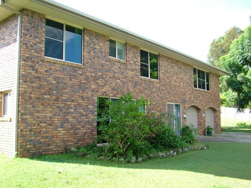 20 Narooma Drive, Ocean Shores NSW 2483