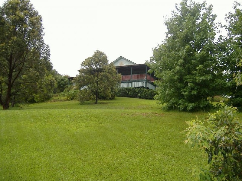 33 Summer Hill Close, Stokers Siding NSW 2484