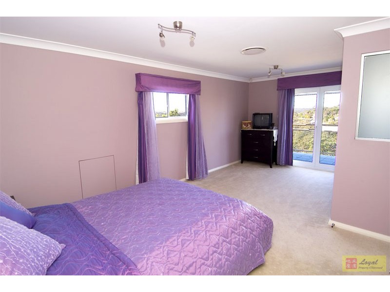 17 Walker Avenue, St Ives NSW 2075
