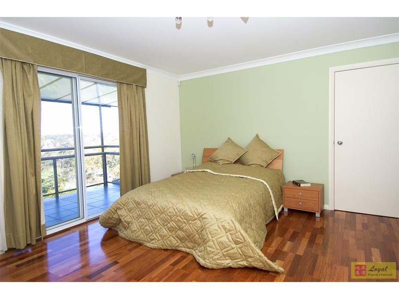 17 Walker Avenue, St Ives NSW 2075