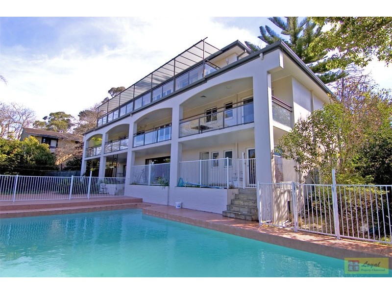 17 Walker Avenue, St Ives NSW 2075
