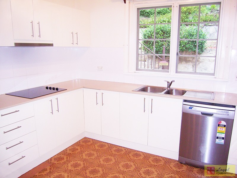 27 Abingdon Road, Roseville NSW 2069