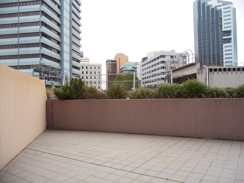 219/2A Help Street, Chatswood NSW 2067