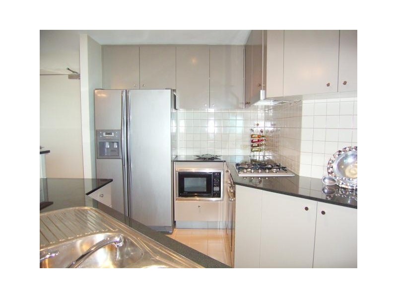 2305/2A Help Street, Chatswood NSW 2067