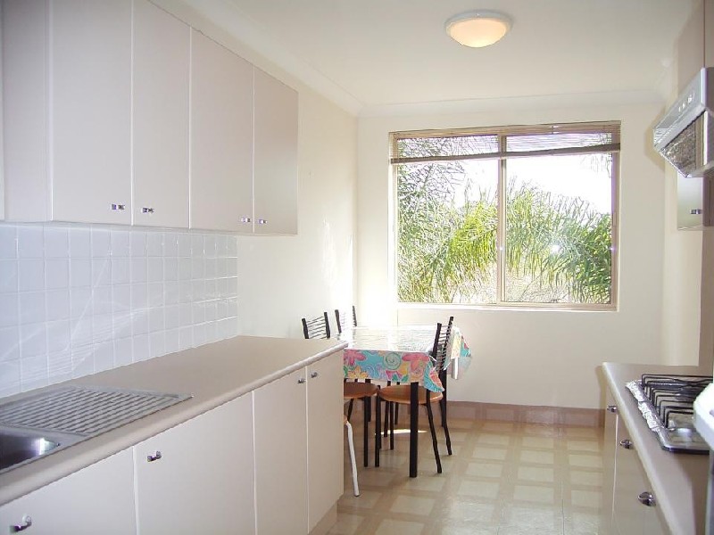 5/13-23 Lancaster Drive, Marsfield NSW 2122