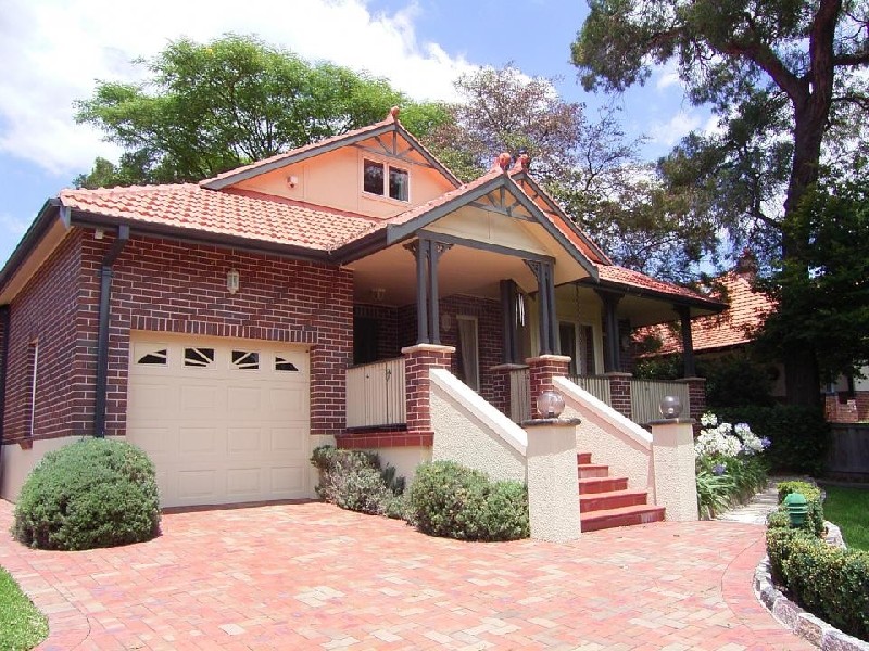 24 Waratah Street, Roseville NSW 2069