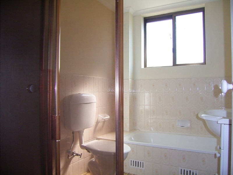 9/5 Robert Street, Artarmon NSW 2064