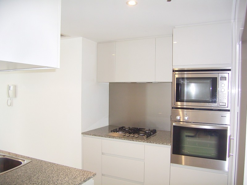 2206/9 Railway Street, Chatswood NSW 2067