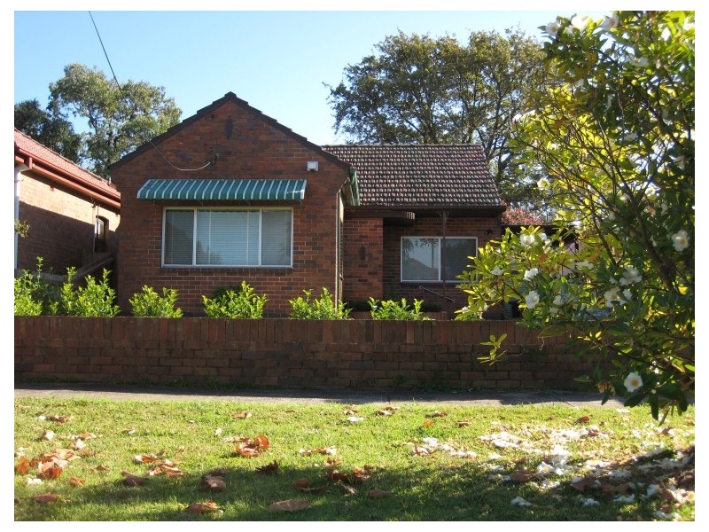 13 Strathmore Parade, Chatswood NSW 2067