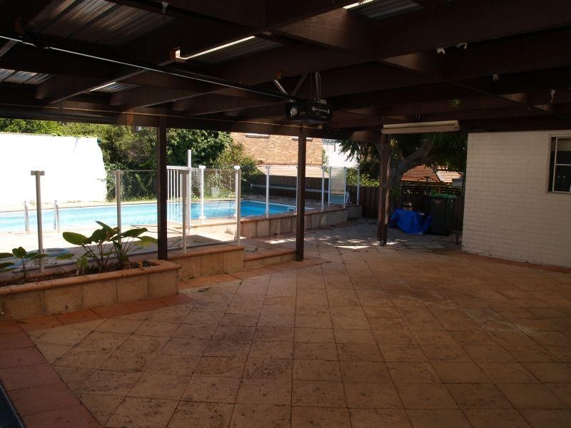 2 Hansen Ave, Earlwood NSW 2206